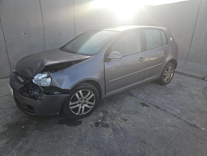 Image Pare choc arriere - VOLKSWAGEN GOLF 5