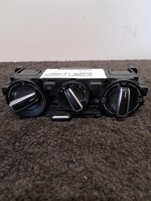 Image Commande chauffage - VOLKSWAGEN UP