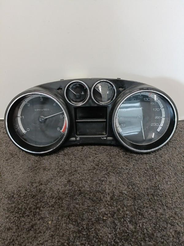Pièce Auto