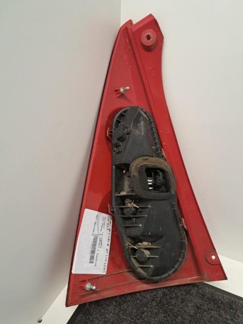 Image Feu arriere principal droit (feux) - PEUGEOT 107