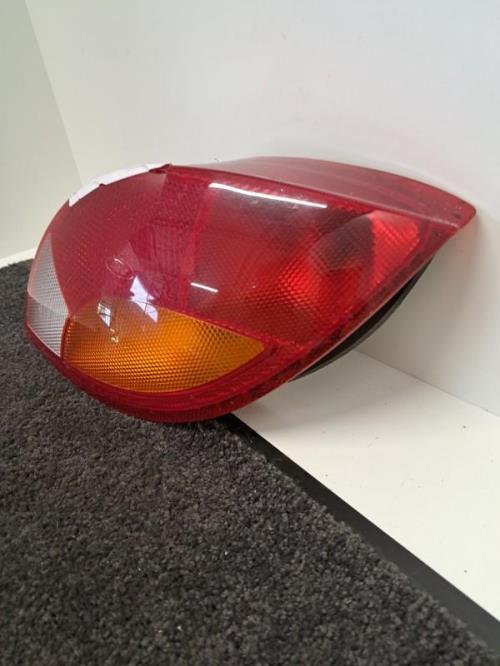 Image Feu arriere principal droit (feux) - FORD KA 1