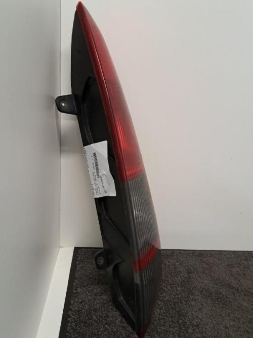 Image Feu arriere principal droit (feux) - FORD FOCUS 2