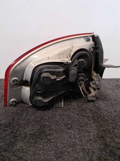 Image Feu arriere principal droit (feux) - AUDI A4 2