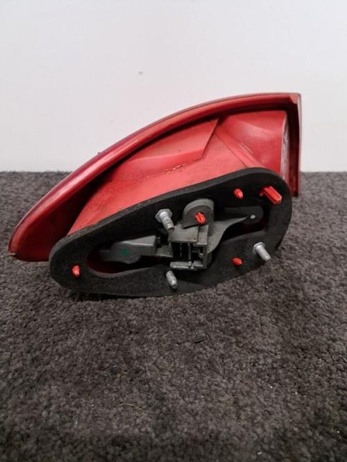 Image Feu arriere principal droit (feux) - ALFA ROMEO 147