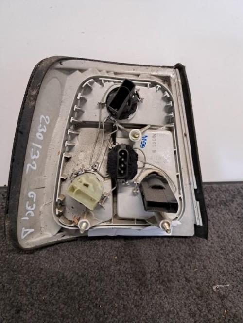 Image Feu arriere principal droit (feux) - BMW SERIE 5 E34