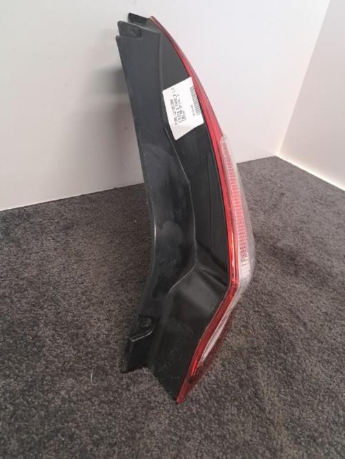 Image Feu arriere principal droit (feux) - FORD FIESTA 6