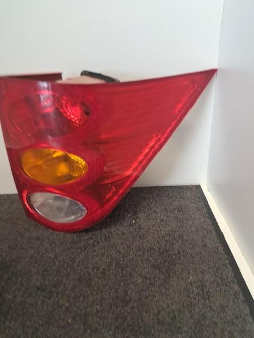 Image Feu arriere principal droit (feux) - PEUGEOT 1007