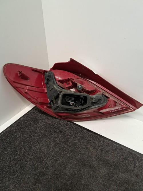 Image Feu arriere principal droit (feux) - PEUGEOT 207
