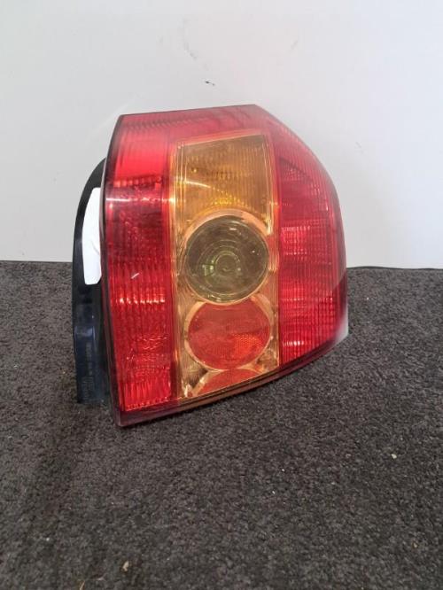 Image Feu arriere principal droit (feux) - TOYOTA COROLLA 10