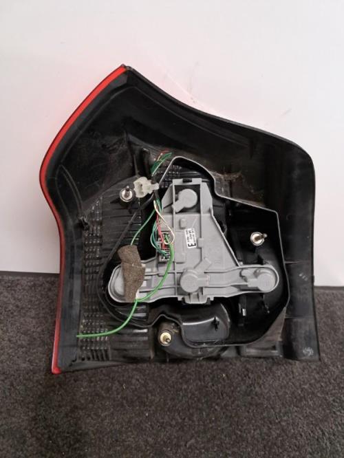 Image Feu arriere principal droit (feux) - TOYOTA COROLLA 10