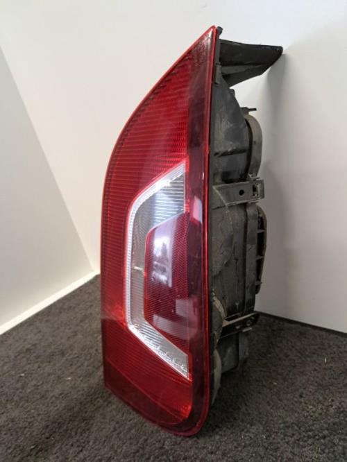 Image Feu arriere principal droit (feux) - VOLKSWAGEN UP