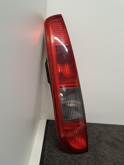 Image Feu arriere principal gauche (feux) - FORD FOCUS 2