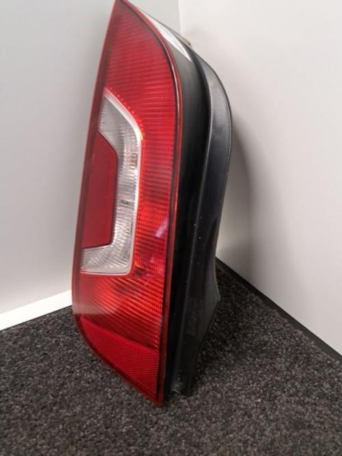 Image Feu arriere principal gauche (feux) - VOLKSWAGEN UP
