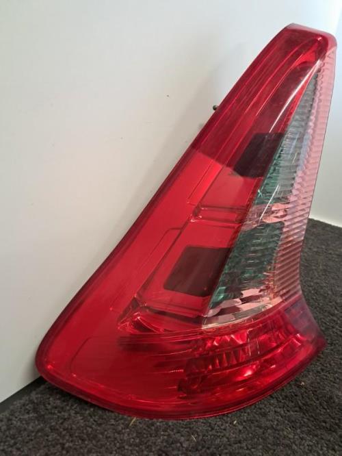 Image Feu arriere principal gauche (feux) - CITROEN C4 1