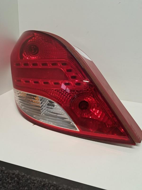 Pièce Auto