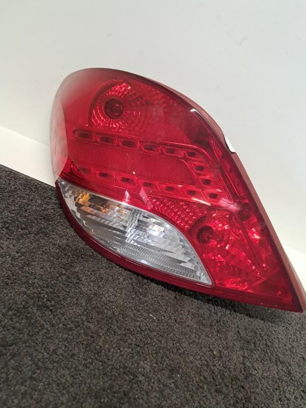 Pièce Auto