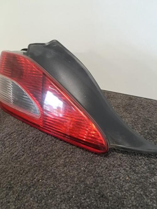 Image Feu arriere principal gauche (feux) - PEUGEOT 406