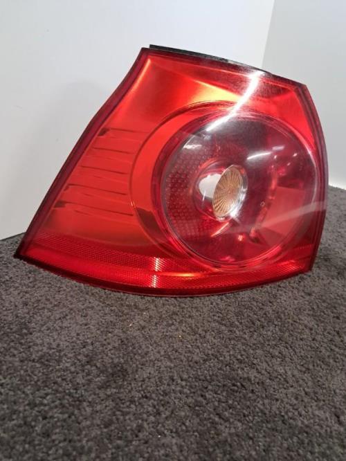 Image Feu arriere principal gauche (feux) - VOLKSWAGEN GOLF 5
