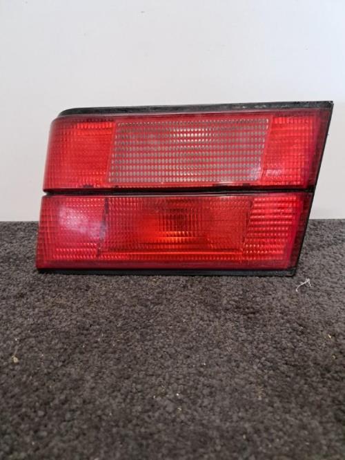 Image Feu arriere secondaire droit (feux) - BMW SERIE 5 E34