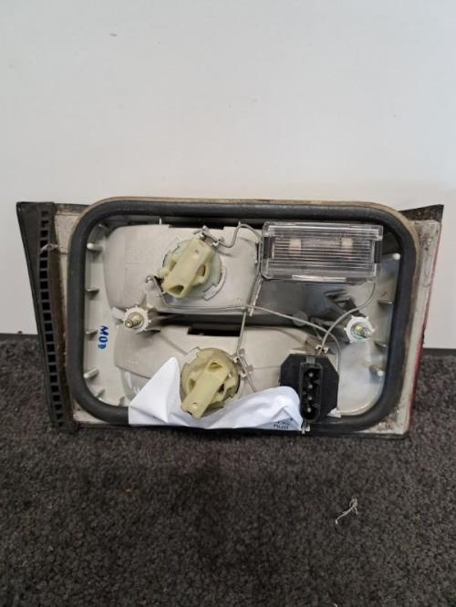 Image Feu arriere secondaire droit (feux) - BMW SERIE 5 E34