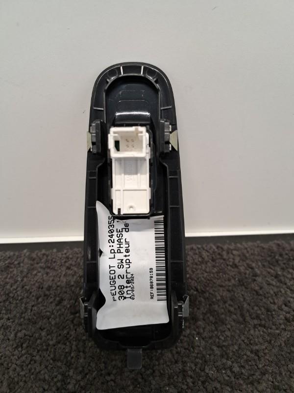 Pièce Auto