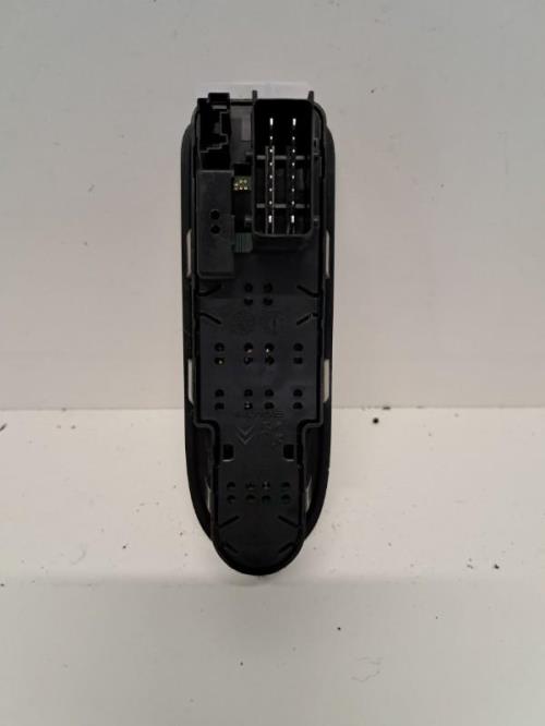 Image Interrupteur de leve vitre avant gauche - CITROEN C3 2