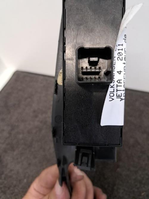 Image Interrupteur de leve vitre avant gauche - VOLKSWAGEN JETTA 4