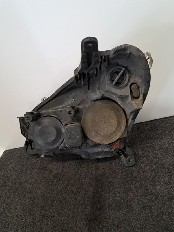 Pièce Auto