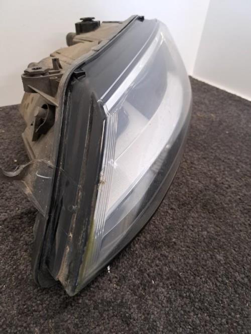 Image Optique avant principal gauche (feux)(phare) - VOLKSWAGEN JETTA 4