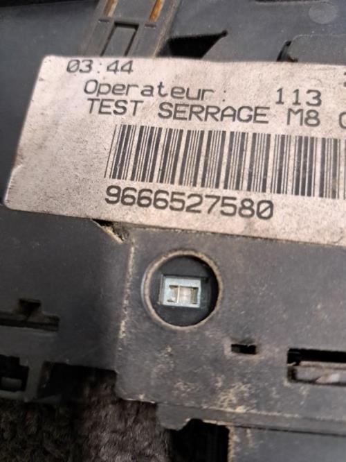 Image Porte fusible - PEUGEOT 308 1