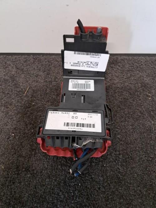 Image Porte fusible - CITROEN BERLINGO 2