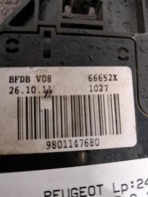 Image Porte fusible - PEUGEOT 207