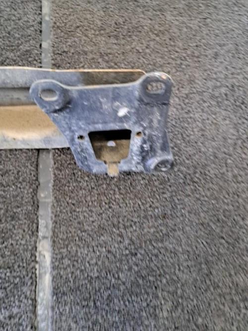 Image Renfort pare choc arriere (traverse) - VOLKSWAGEN GOLF 5