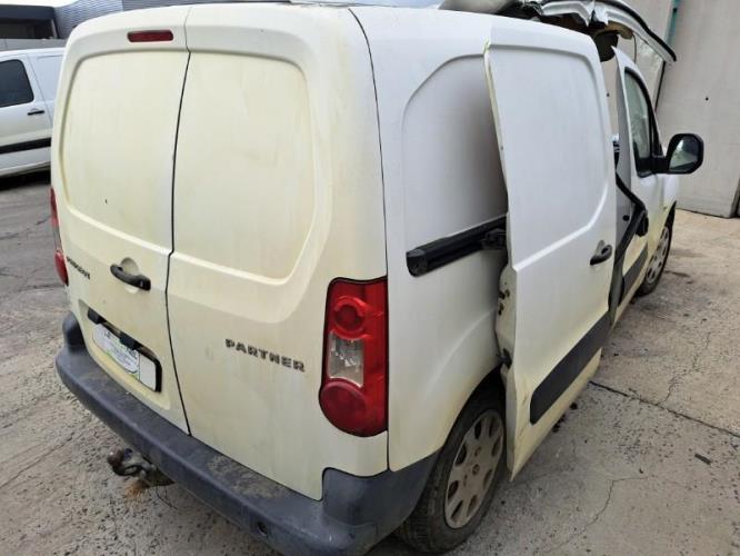 Image Porte fusible - PEUGEOT PARTNER 2
