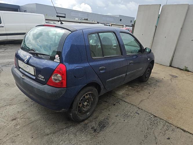 Image Pare choc arriere - RENAULT CLIO 2
