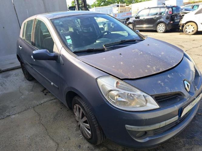 Image Feu arriere principal droit (feux) - RENAULT CLIO 3