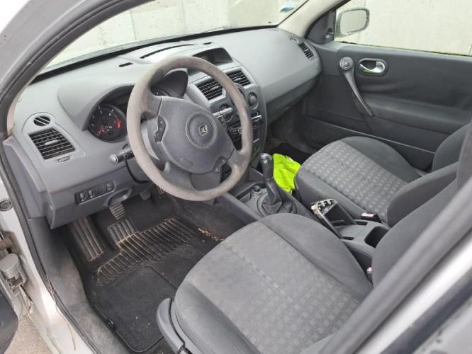 Image Feu arriere principal droit (feux) - RENAULT MEGANE 2