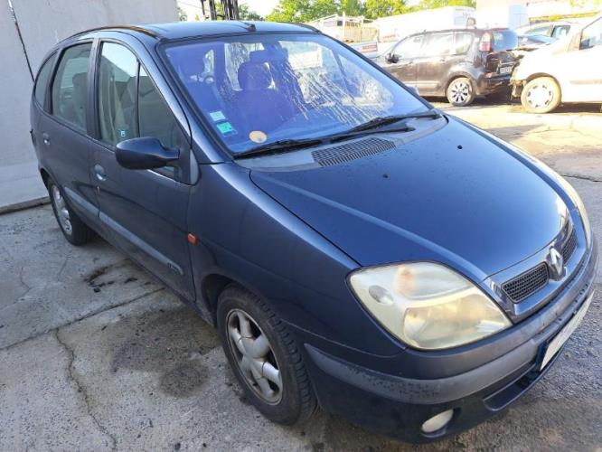 Image Cache sous moteur - RENAULT SCENIC 1
