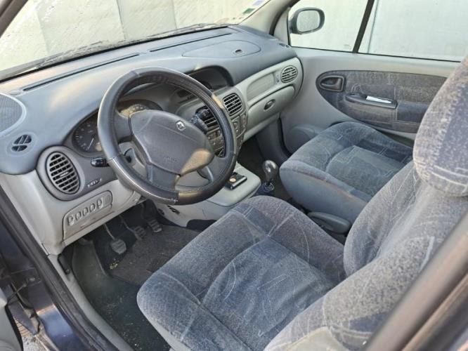 Image Cache sous moteur - RENAULT SCENIC 1