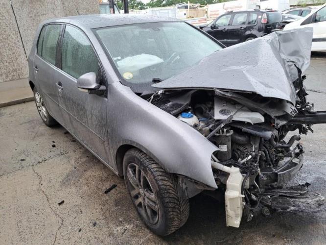 Image Autoradio d'origine - VOLKSWAGEN GOLF 5