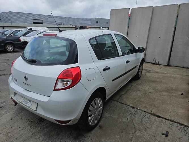 Image Interrupteur de leve vitre avant gauche - RENAULT CLIO 3