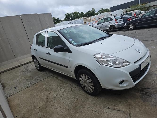 Image Interrupteur de leve vitre avant gauche - RENAULT CLIO 3