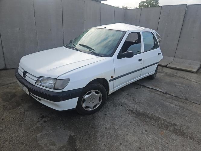 Image Pare choc avant - PEUGEOT 306