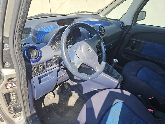 Image Renfort pare choc avant (traverse) - PEUGEOT 1007