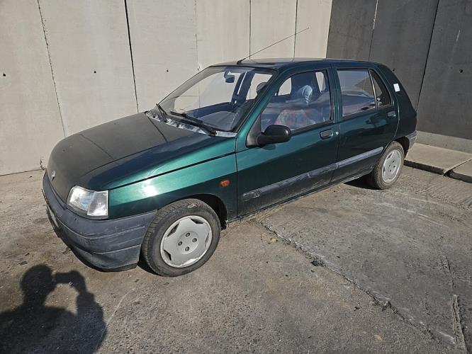 Image Pare choc avant - RENAULT CLIO 1