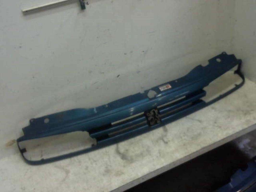 Calandre PEUGEOT 806 Diesel - 1