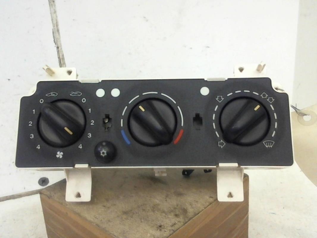Commande chauffage CITROEN XSARA PHASE 2 Essence - 1