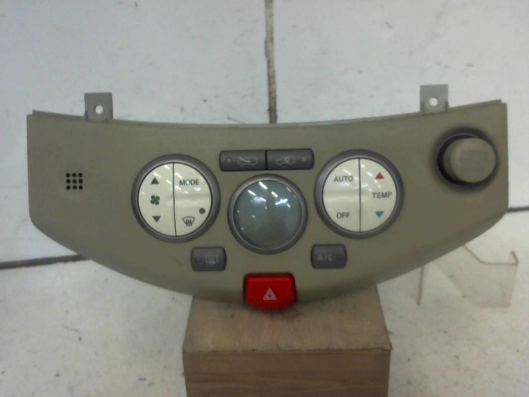 Commande chauffage NISSAN MICRA 3 PHASE 1 Essence - 1