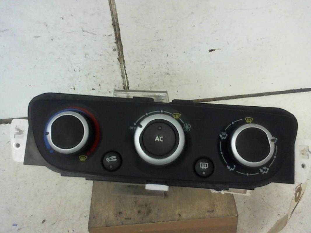 Commande chauffage RENAULT MEGANE 3 PHASE 1 Diesel - 1