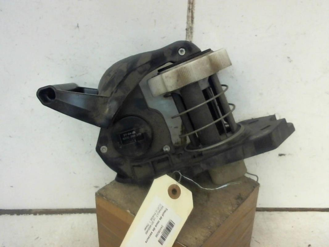 Treuil de roue de secours RENAULT CLIO 3 PHASE 1 Diesel - 1
